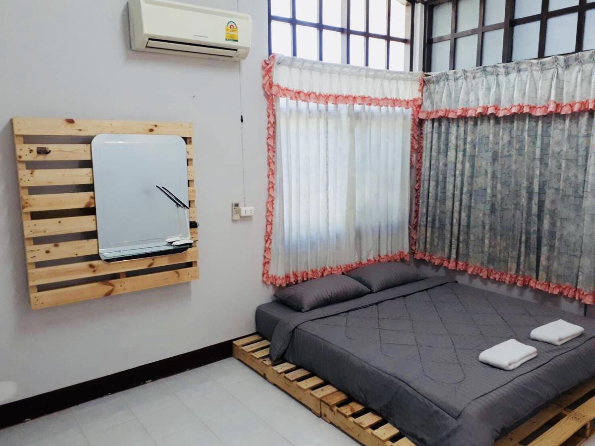 Hotel Winter House Chiang Rai Exterior foto