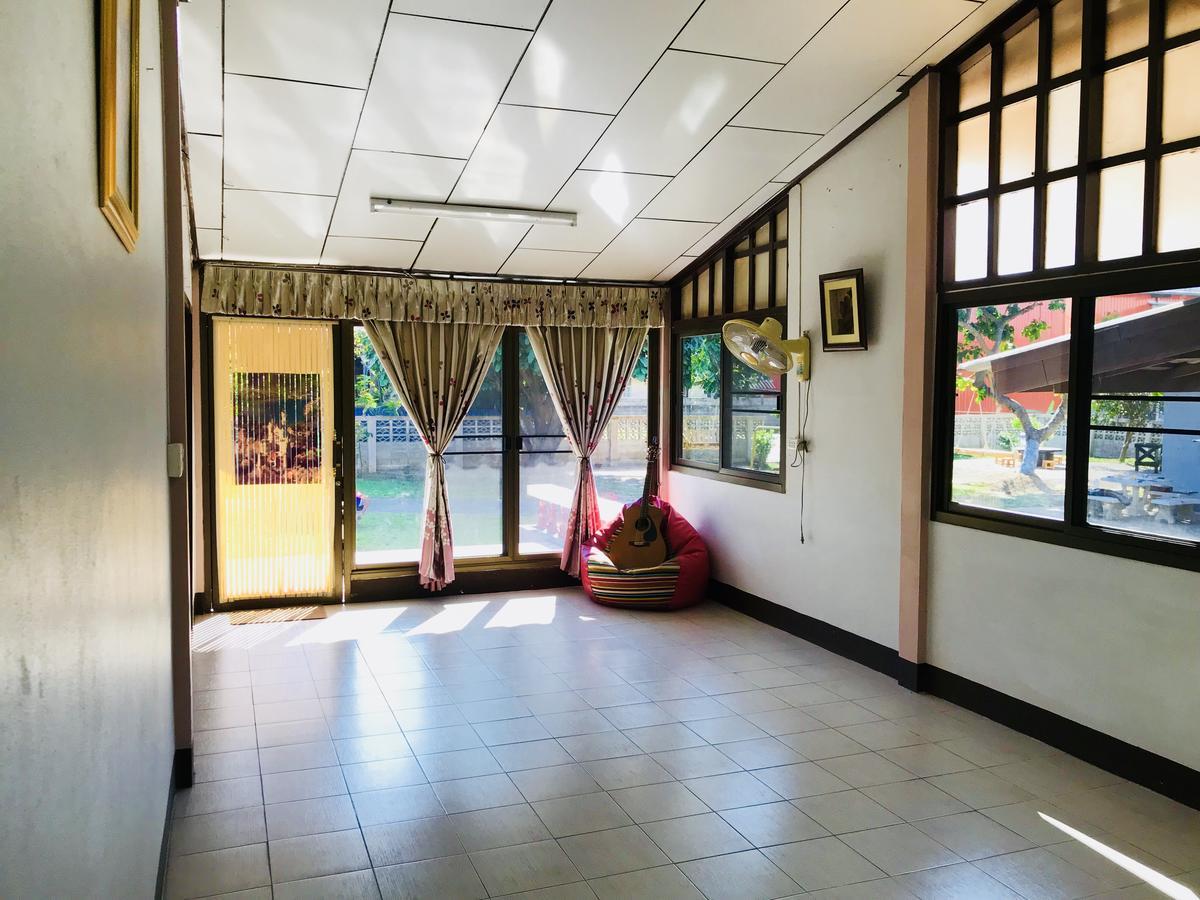 Hotel Winter House Chiang Rai Exterior foto