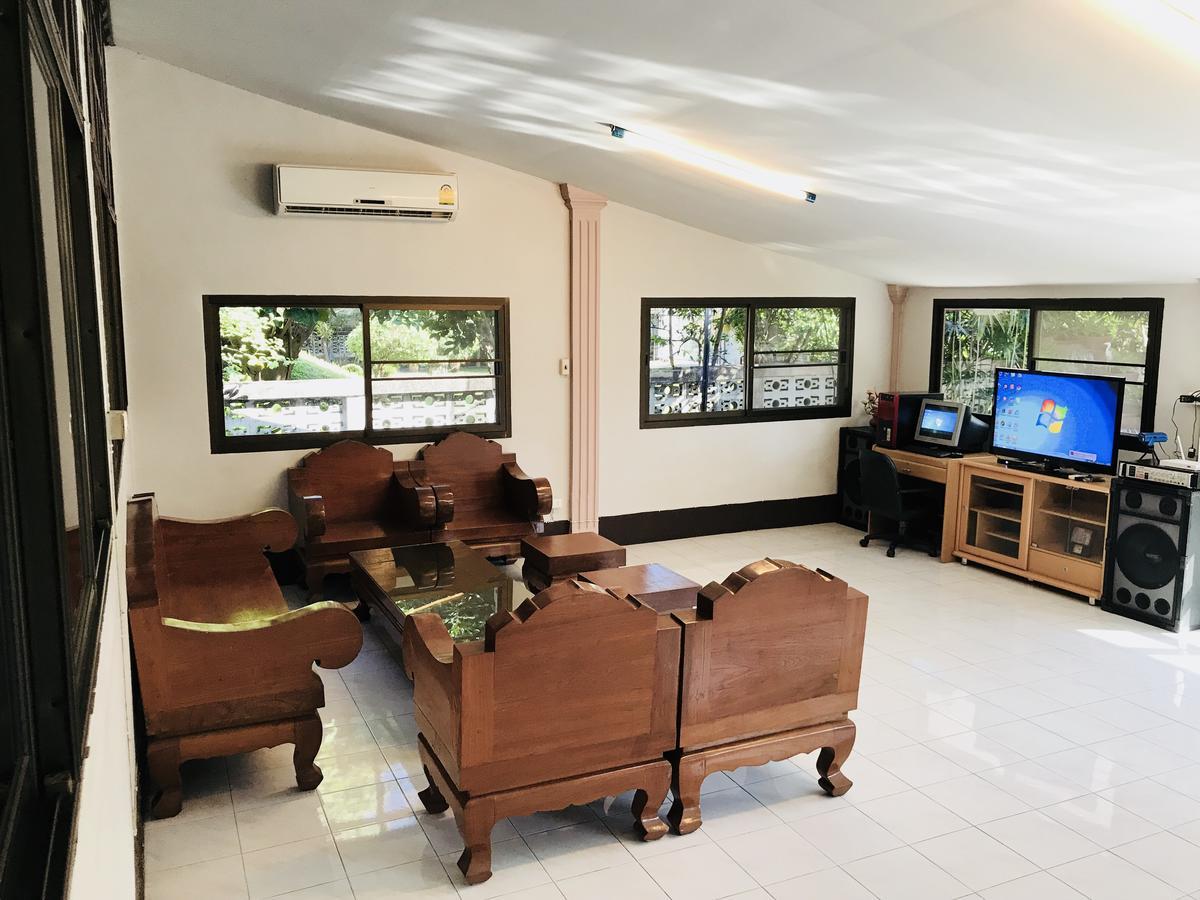 Hotel Winter House Chiang Rai Exterior foto