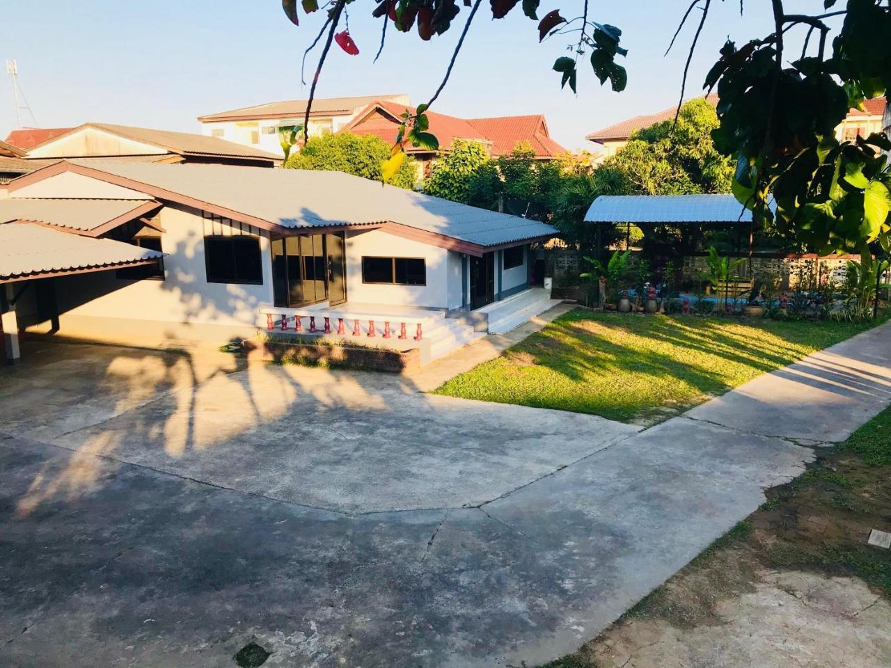 Hotel Winter House Chiang Rai Exterior foto